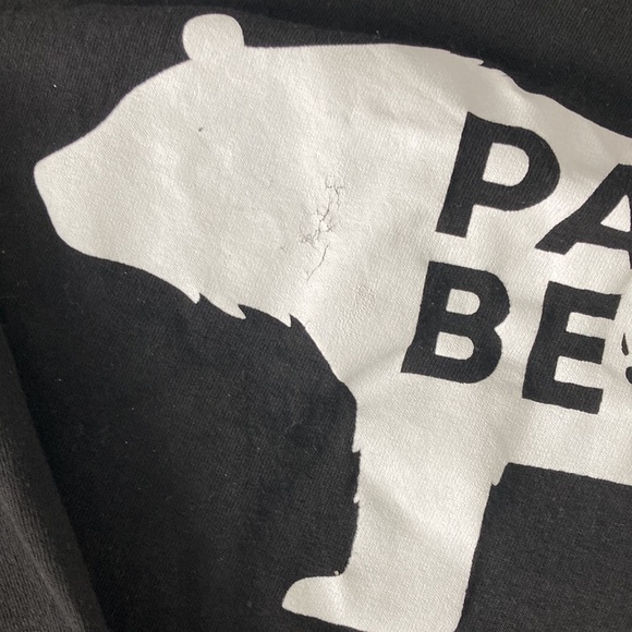 3/$30 🐻 Papa bear long sleeve - Picture 2 of 3